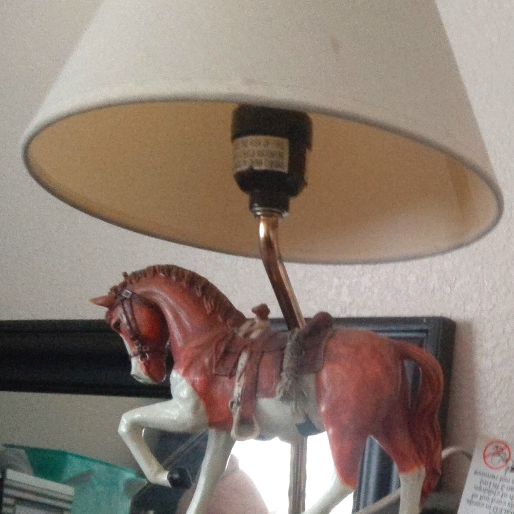 Horse lamp